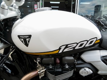 Used Triumph SPEED 2025 for sale - bike-79262672: Photo