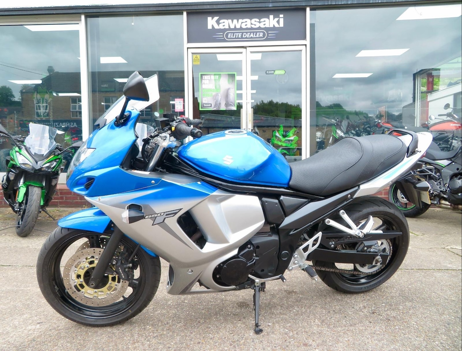 Used Suzuki GSX 2010 for sale - 78907246: Photo 4