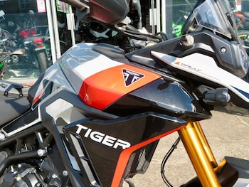 Used Triumph TIGER 2024 for sale - bike-78907278: Photo