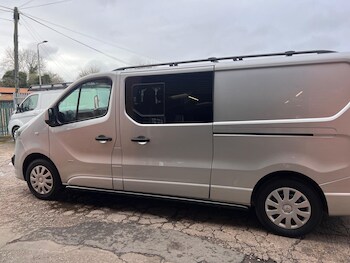 Used Vauxhall Vivaro 2016 for sale - 75661676: Photo