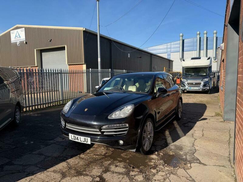 Used Porsche Cayenne 2014 for sale - 77550459: Photo 5