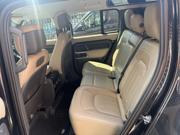 Used Land Rover Defender 110 2020 for sale - 75661677: Photo 10