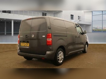 Used Vauxhall Vivaro 2020 for sale - 76026663: Photo