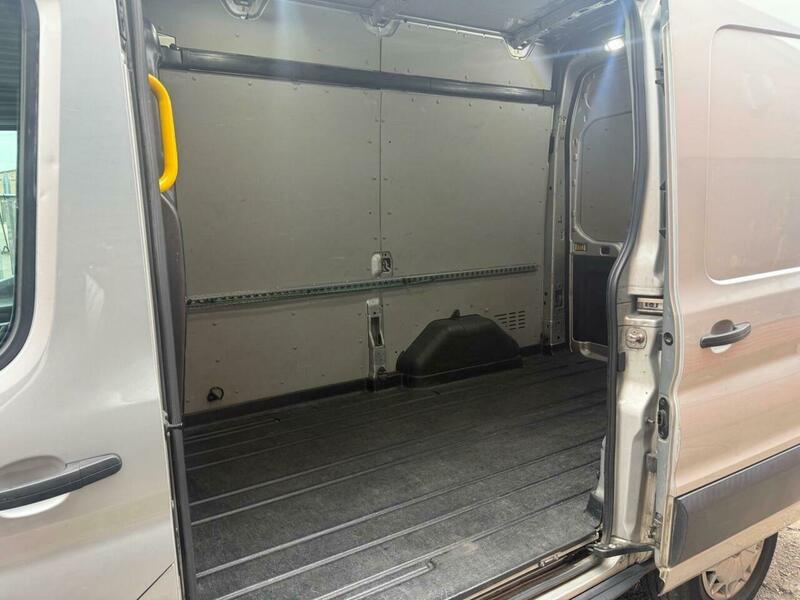 Used Ford Transit 2019 for sale - 76283142: Photo 11