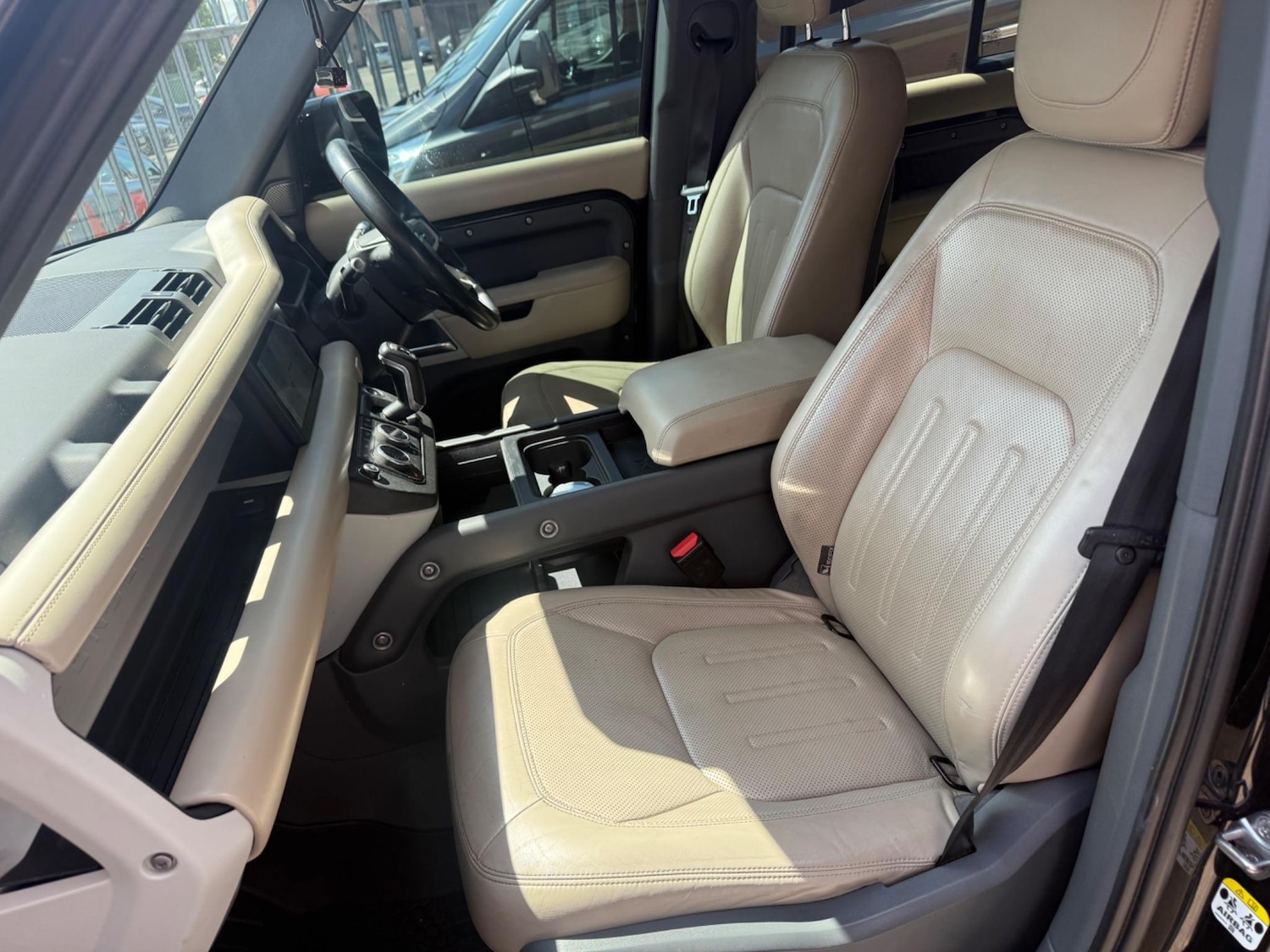 Used Land Rover Defender 110 for sale - 76993699: Photo 14