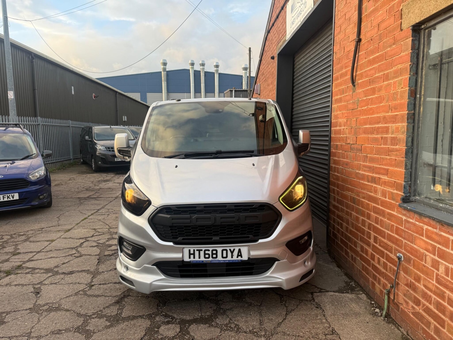 Used Ford Transit Custom 2019 for sale - 76109157: Photo 2