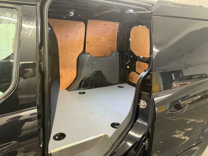 Used Ford Transit Connect 2020 for sale - 76993322: Photo 17