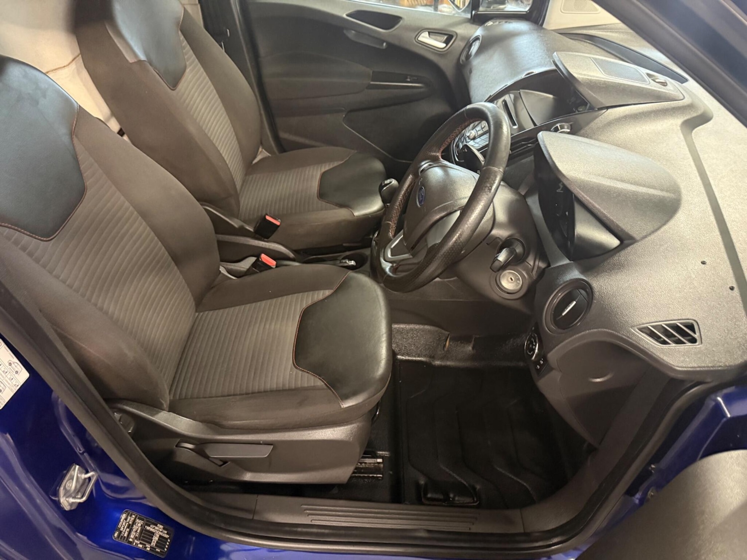 Used Ford Transit Courier 2018 for sale - 75661680: Photo 8