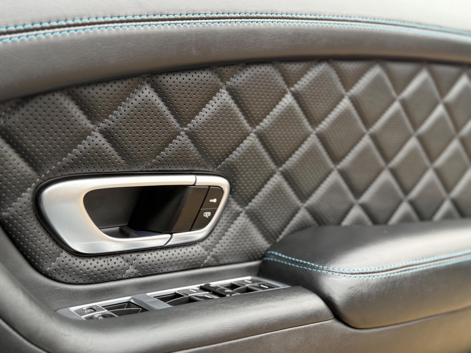 Used Bentley Continental 2015 for sale - 77705024: Photo 21