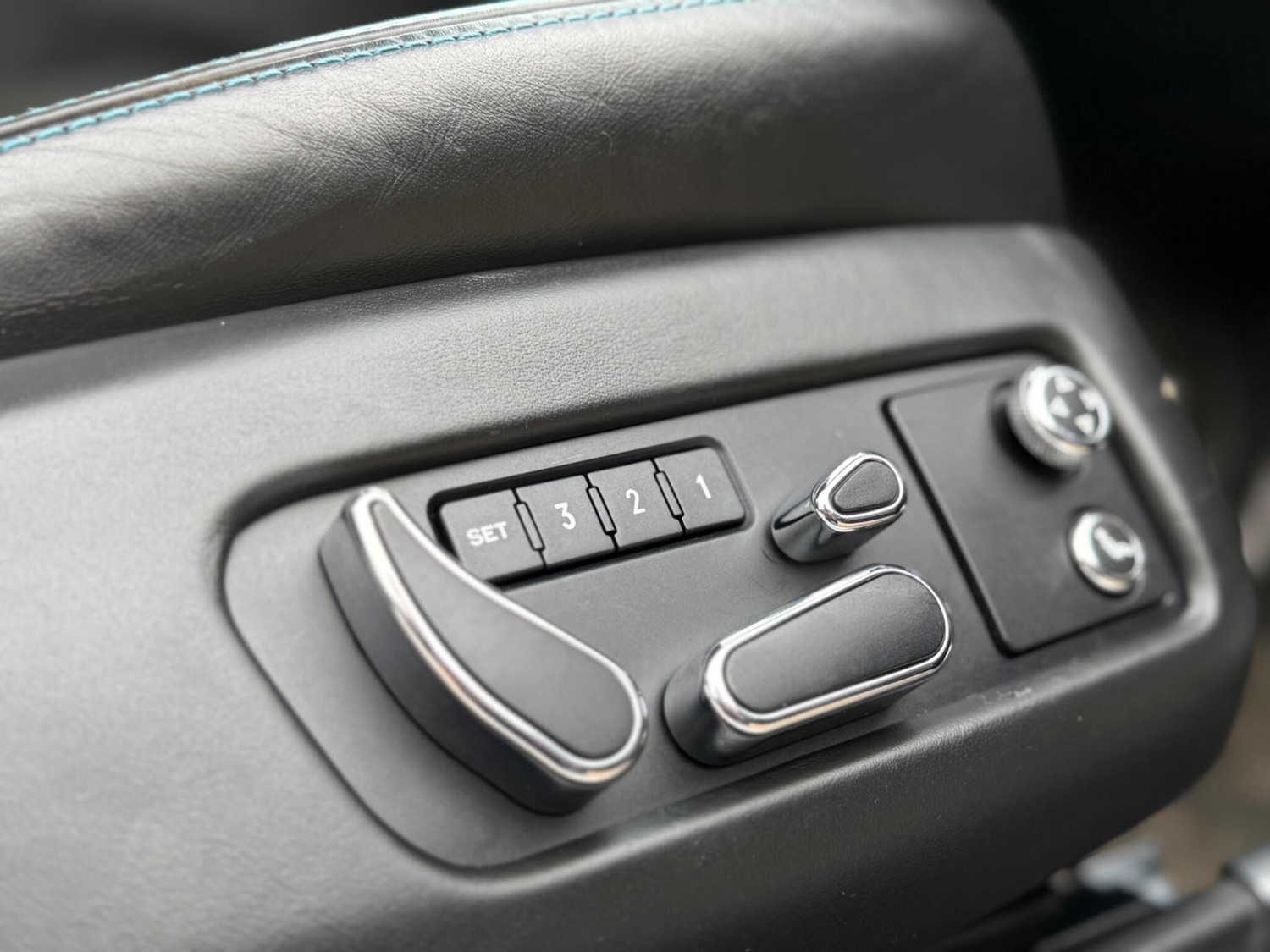 Used Bentley Continental 2015 for sale - 77705024: Photo 22