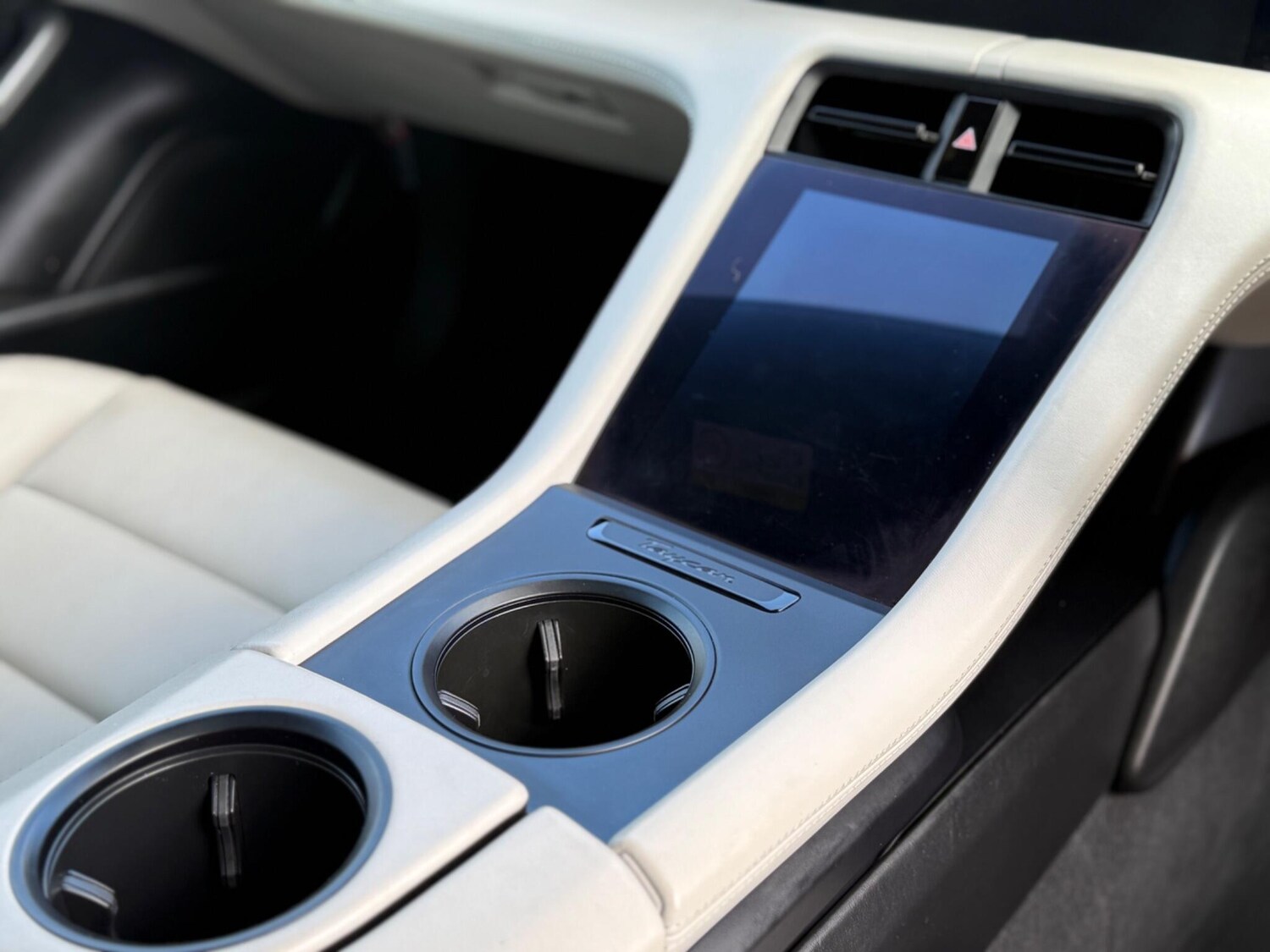 Used Porsche Taycan 2020 for sale - 76742441: Photo 10