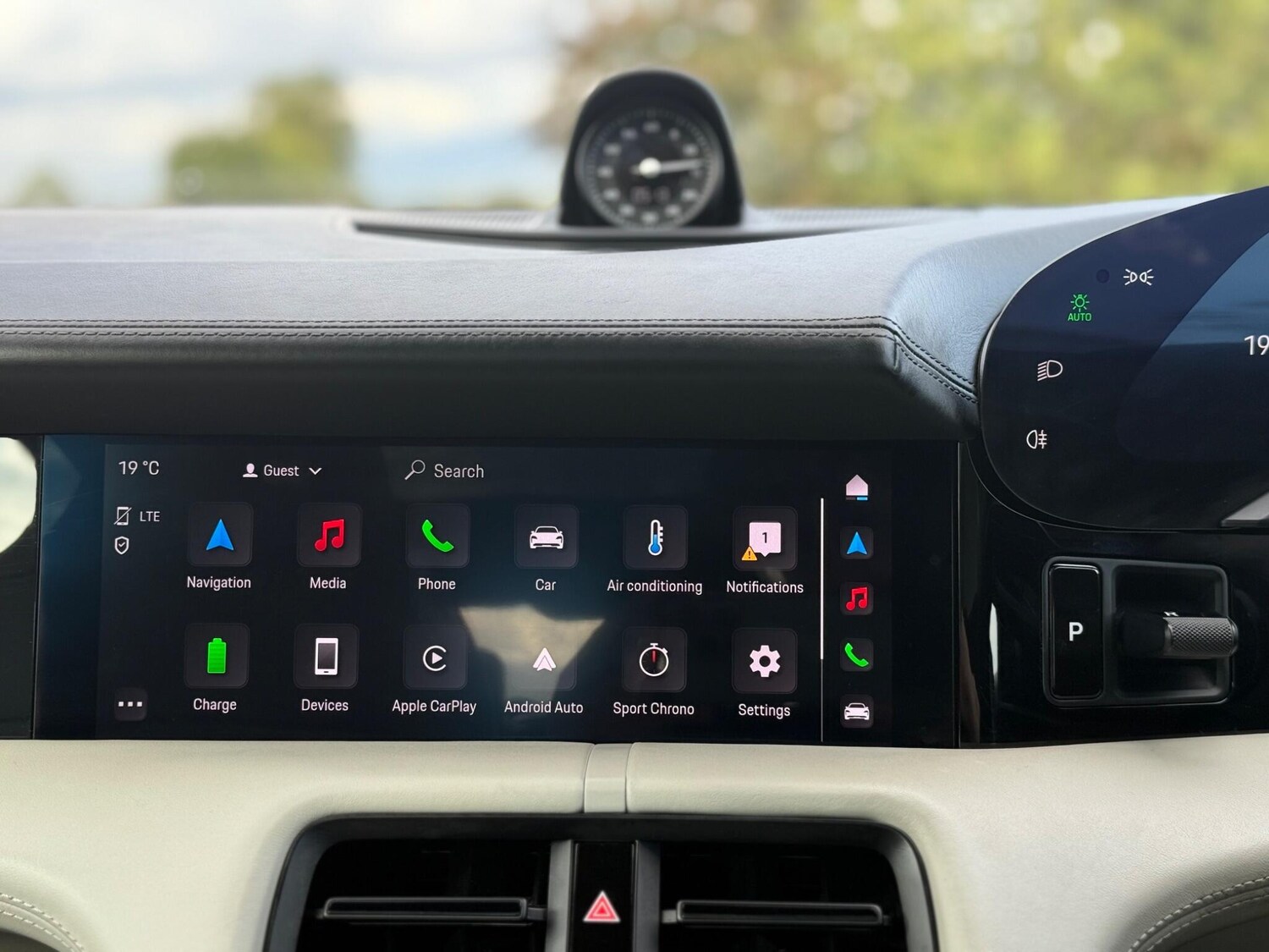 Used Porsche Taycan 2020 for sale - 76742441: Photo 6