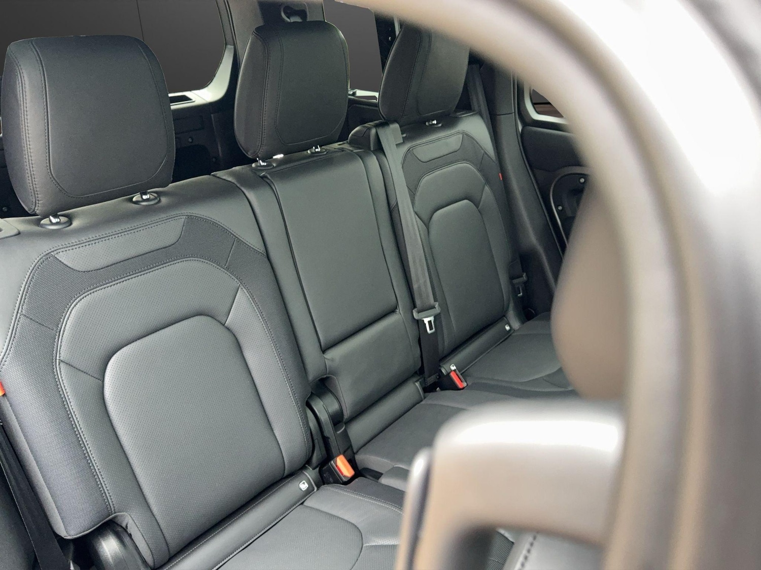 Used Land Rover Defender 110 for sale - 76743431: Photo 13