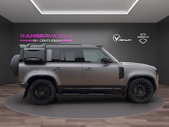 Used Land Rover Defender 110 2023 for sale - 76743431: Photo