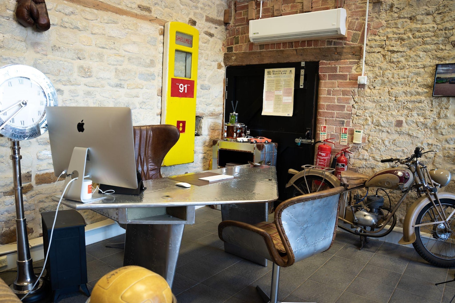 Used Land Rover Defender 110 for sale - 76743431: Photo 48