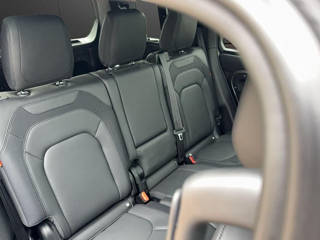 Used Land Rover Defender 2023 for sale - 77022808: Photo 13