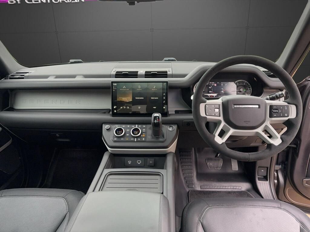 Used Land Rover Defender 2023 for sale - 77022808: Photo 15