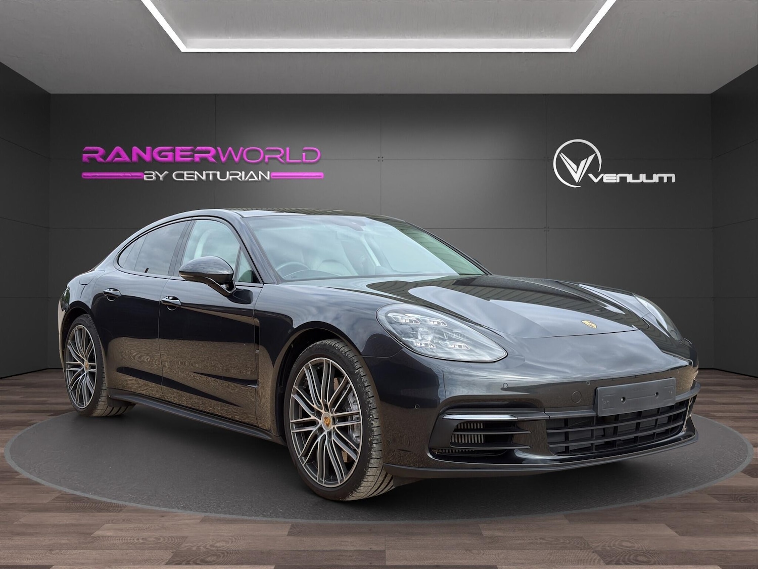 Used Porsche Panamera for sale - 76742404: Photo 1