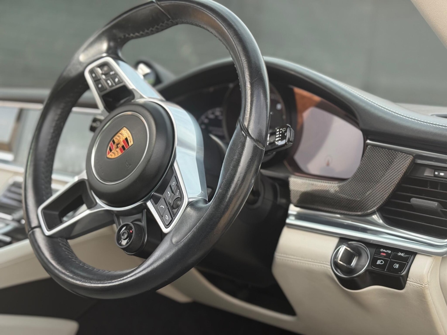 Used Porsche Panamera for sale - 76742404: Photo 9