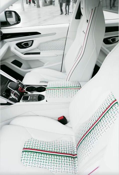 Used Lamborghini Urus for sale - 77559339: Photo 4