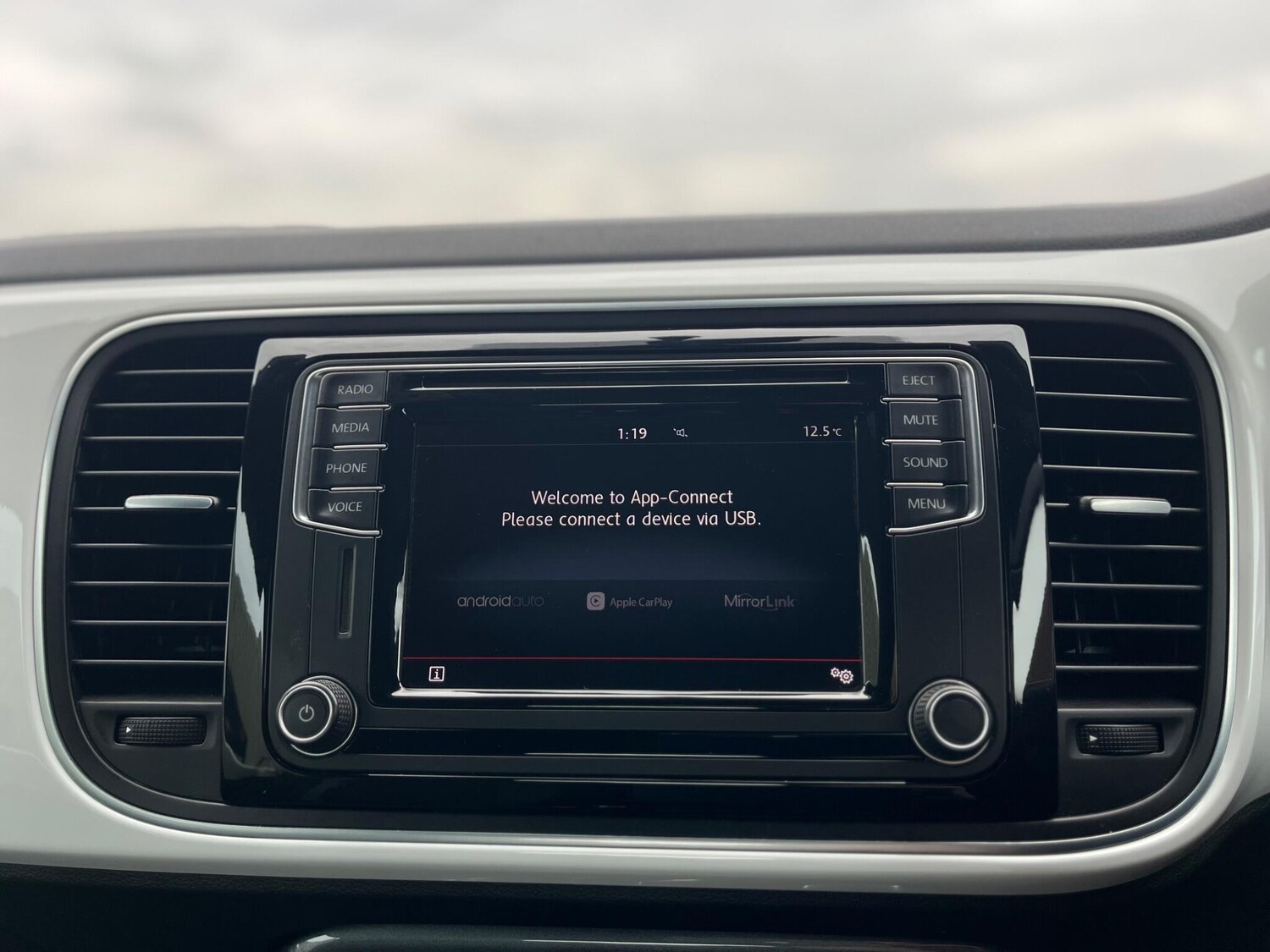 Used Volkswagen Beetle 2016 for sale - 77417018: Photo 13