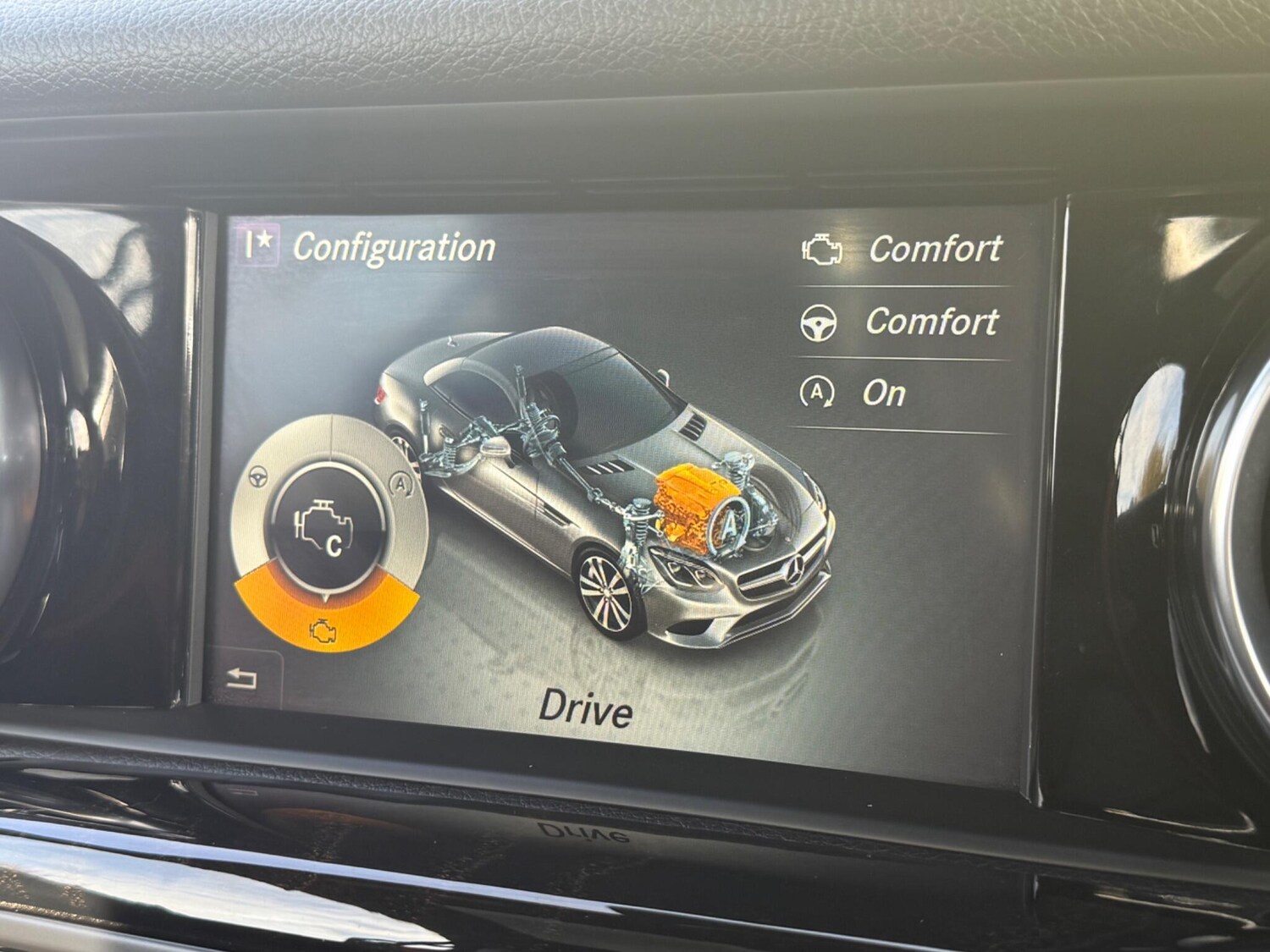 Used Mercedes-Benz SLC 2016 for sale - 76742609: Photo 18