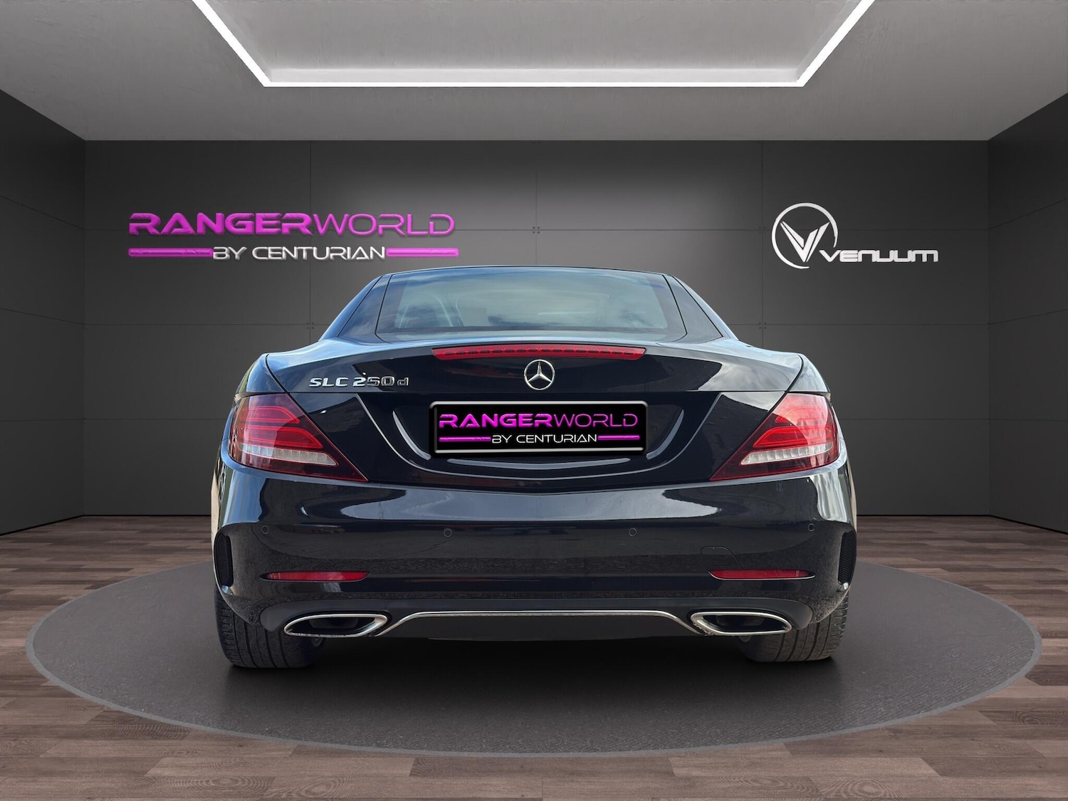 Used Mercedes-Benz SLC 2016 for sale - 76742609: Photo 3