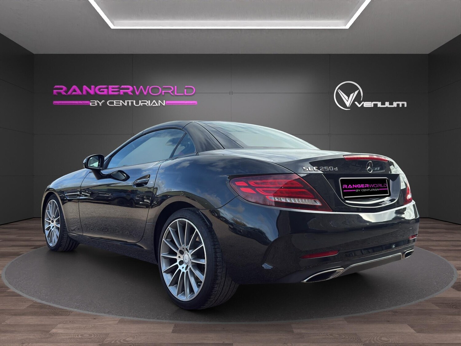 Used Mercedes-Benz SLC 2016 for sale - 76742609: Photo 8