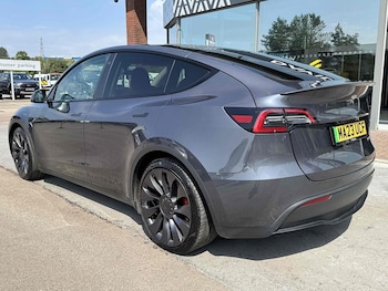 Used Tesla Model Y 2023 for sale - 75560366: Photo