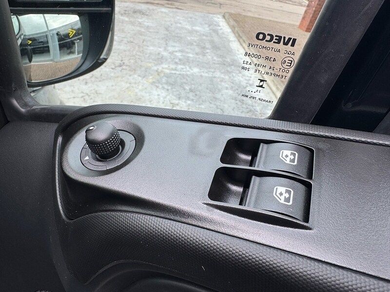 Used Iveco Daily for sale - 77781143: Photo 34