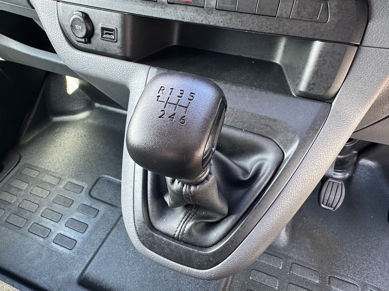 Used Vauxhall Vivaro for sale - 78078914: Photo 16