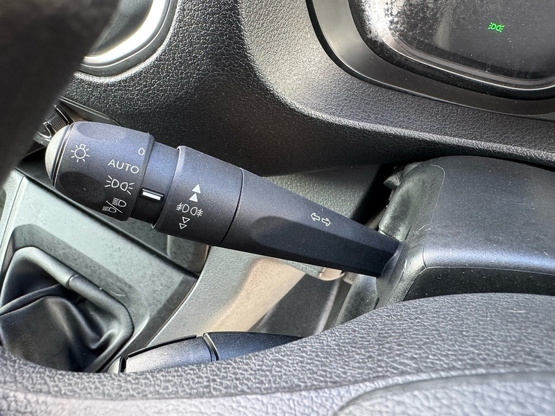 Used Vauxhall Vivaro for sale - 78078914: Photo 31