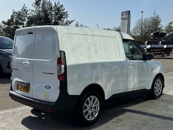 Used Ford Transit Courier 2025 for sale - 78426852: Photo