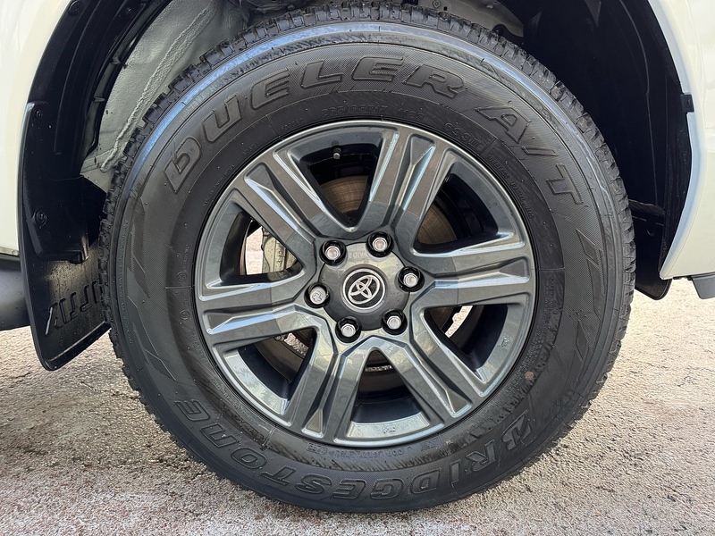 Used Toyota Hilux 2024 for sale - 77437865: Photo 13