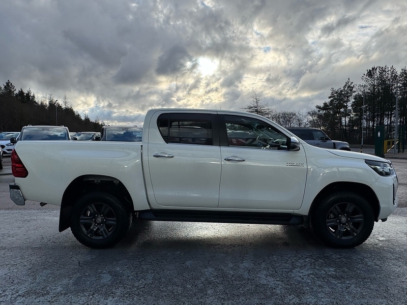 Used Toyota Hilux 2024 for sale - 77437865: Photo 14