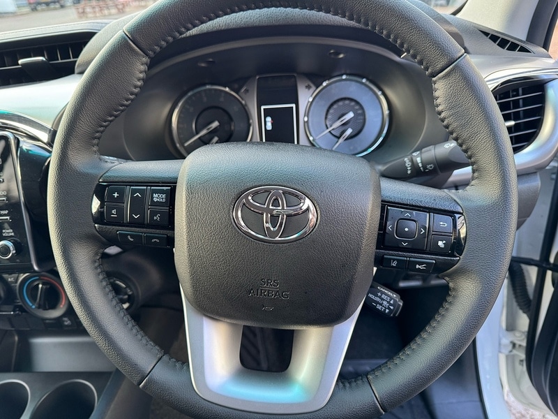 Used Toyota Hilux 2024 for sale - 77437865: Photo 18
