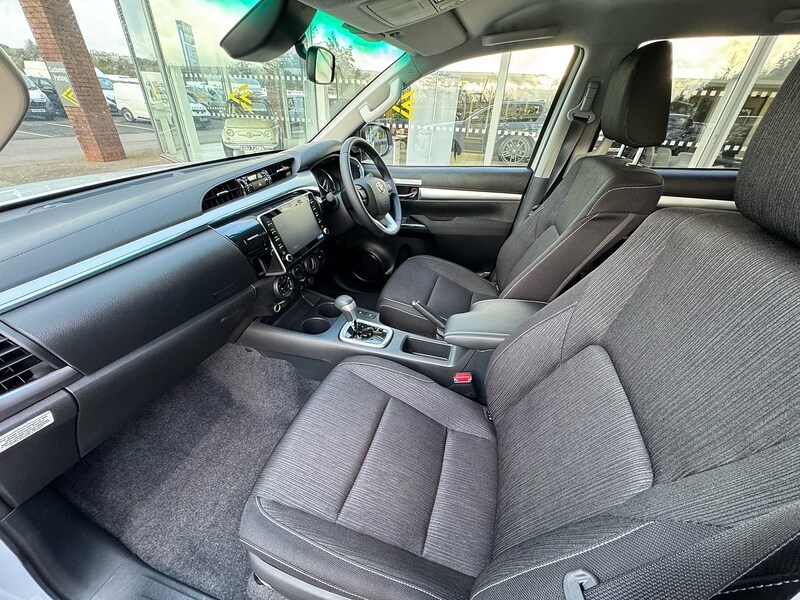 Used Toyota Hilux 2024 for sale - 77437865: Photo 21