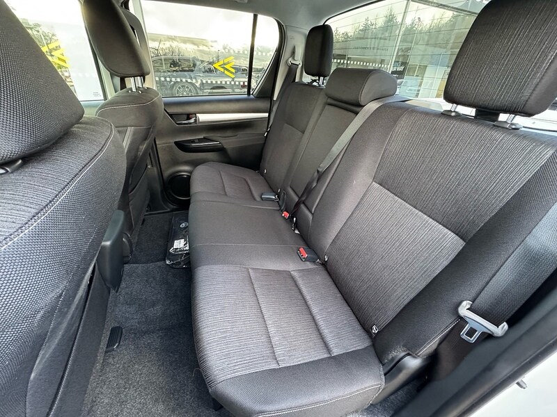 Used Toyota Hilux 2024 for sale - 77437865: Photo 23
