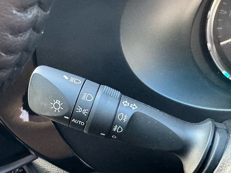 Used Toyota Hilux 2024 for sale - 77437865: Photo 30