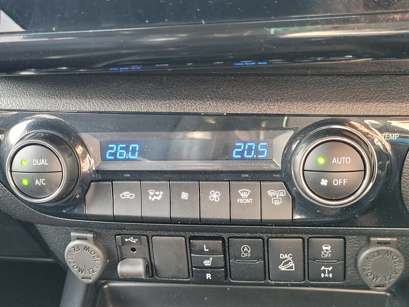 Used Toyota Hilux 2023 for sale - 76407111: Photo 13