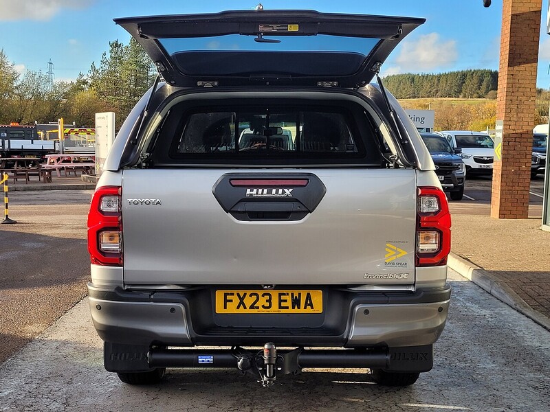 Used Toyota Hilux 2023 for sale - 76407111: Photo 14