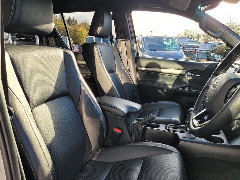 Used Toyota Hilux 2023 for sale - 76407111: Photo 19