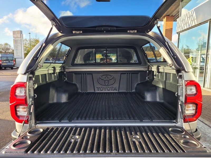 Used Toyota Hilux 2023 for sale - 76407111: Photo 23