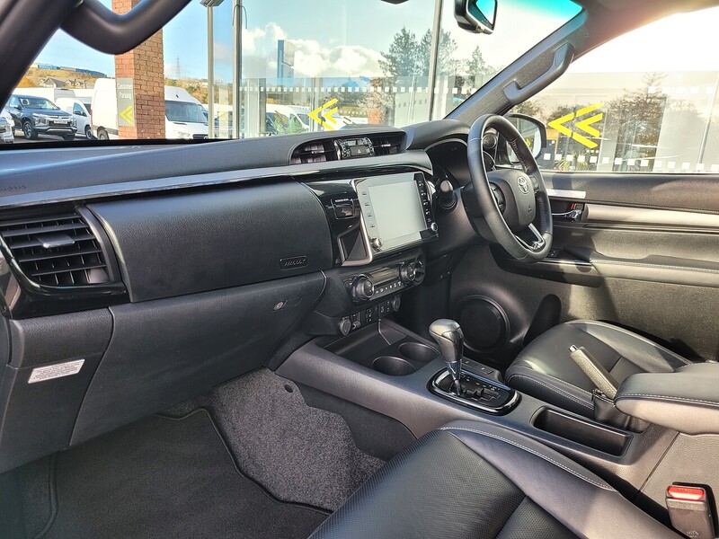 Used Toyota Hilux 2023 for sale - 76407111: Photo 25