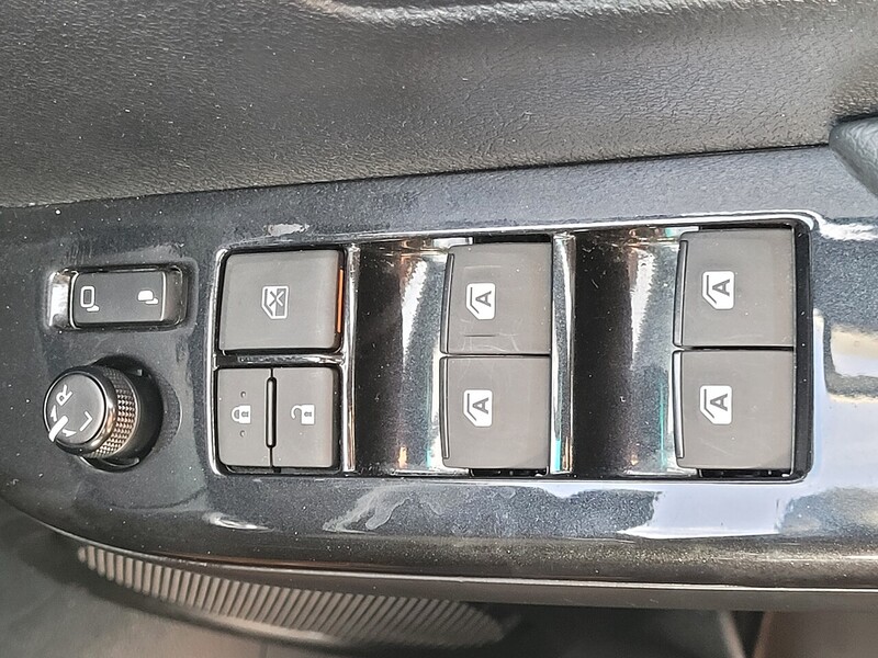 Used Toyota Hilux 2023 for sale - 76407111: Photo 58