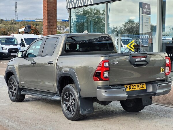 Used Toyota Hilux 2023 for sale - 76304493: Photo 16