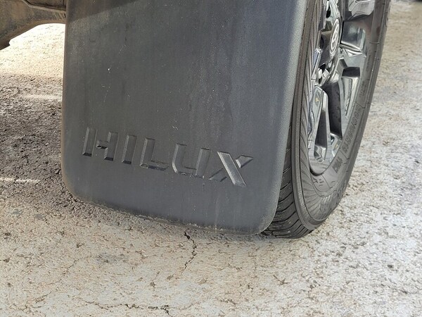 Used Toyota Hilux 2023 for sale - 76304493: Photo 27