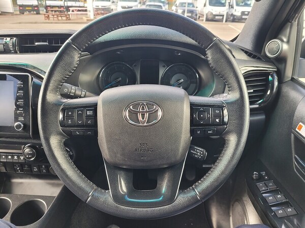Used Toyota Hilux 2023 for sale - 76304493: Photo 33