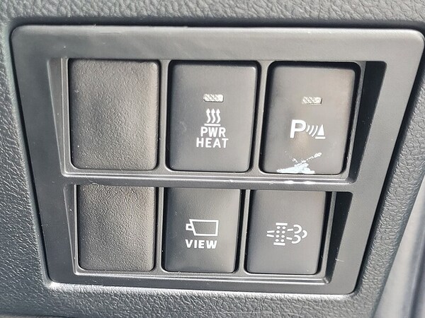 Used Toyota Hilux 2023 for sale - 76304493: Photo 43