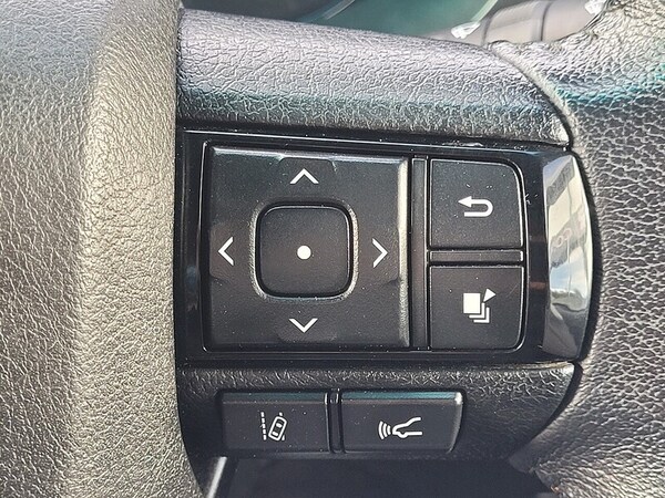 Used Toyota Hilux 2023 for sale - 76304493: Photo 44